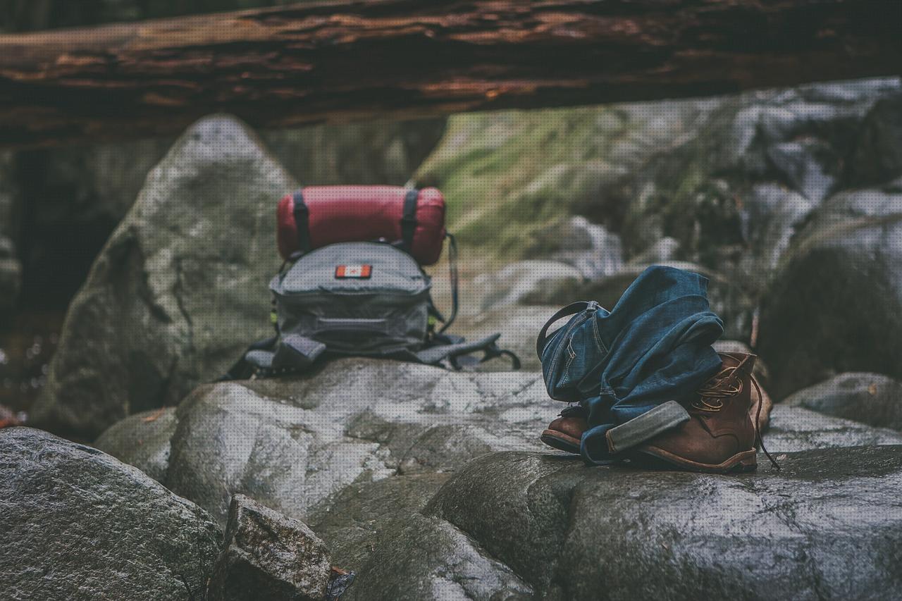 Donde comprar mochila de piel negra de hombre elegante